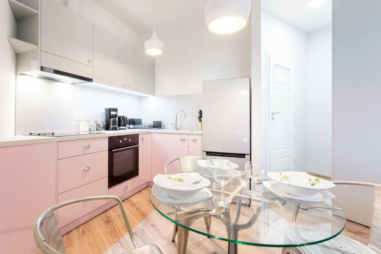 Apartments Mtp Poznan Maleckiego By Renters Eksteriør bilde